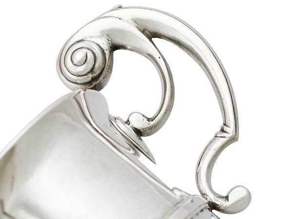 loving cup history