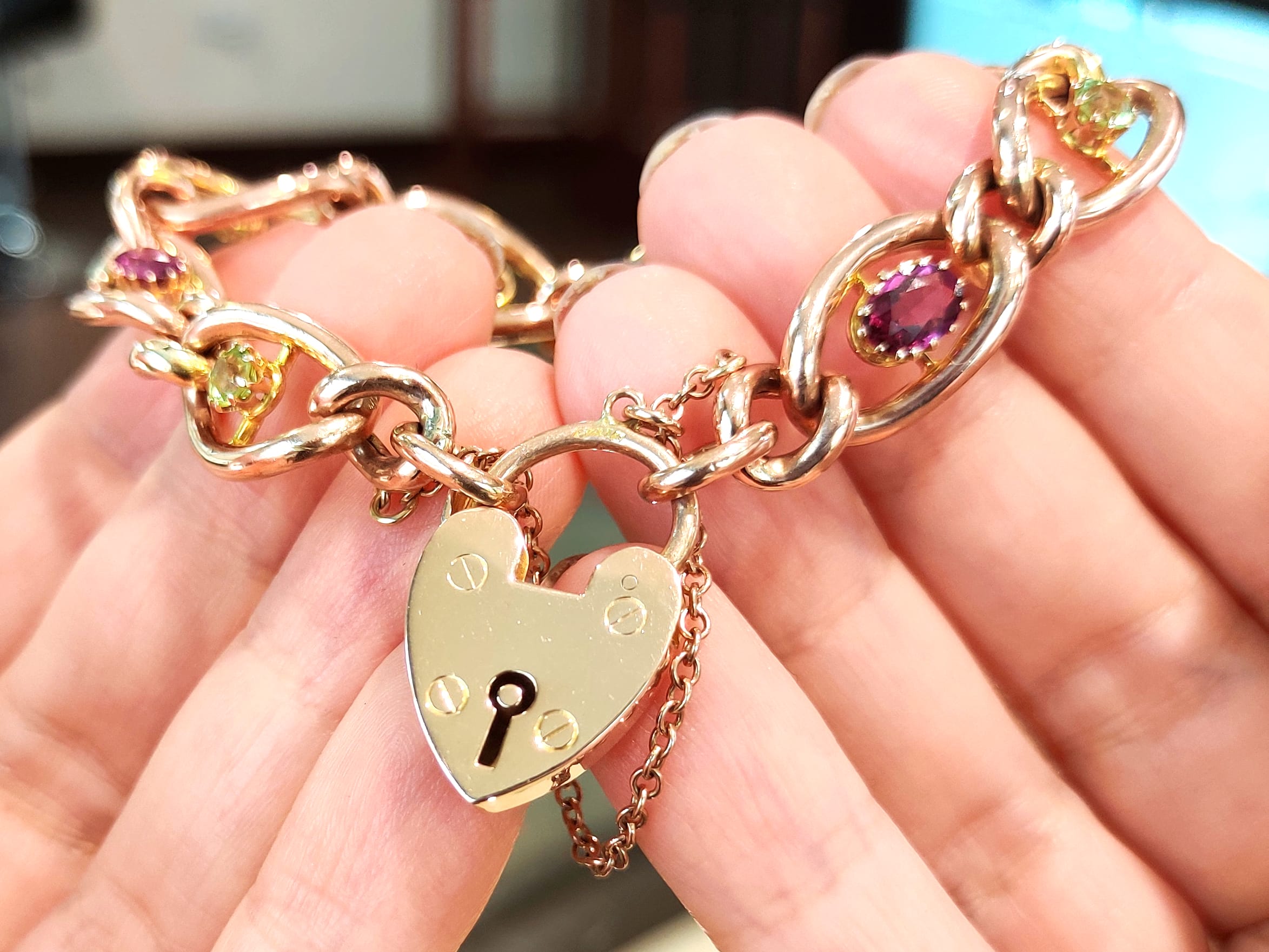 gold gate bracelets