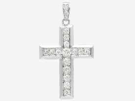 diamond cross pendant