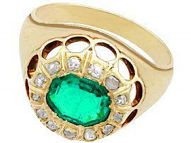 Antique Gold and Emerald Ring