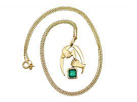 Vintage Emerald Pendant in Yellow Gold