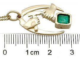 Vintage Emerald Pendant in Gold Ruler
