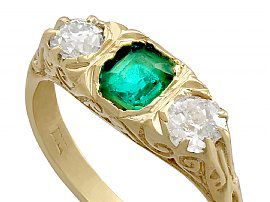 Antique Emerald and Diamond Ring 18k Yellow Gold