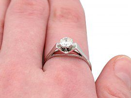 vinatge 18ct white gold solitaire ring
