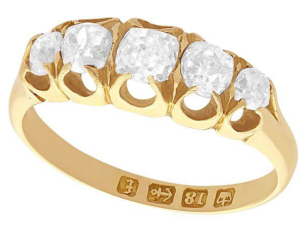 Victorian Diamond Ring in 18ct Yellow Gold