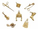 18ct and 21ct Yellow Gold Bracelet Charms - Napoleonic Hussar - Antique French Circa 1810