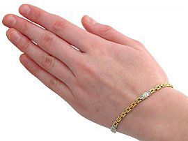Vintage 18ct Gold Diamond Bracelet Wearing
