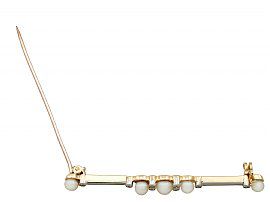 Antique Pearl Bar Brooch in Yellow Gold