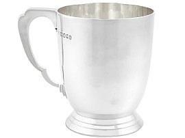 Sterling Silver Pint Mug by Edward Barnard & Sons Ltd - Art Deco - Antique George V; A4287