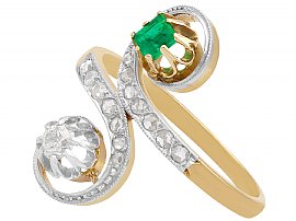Antique Emerald and Diamond Ring in 18k Gold