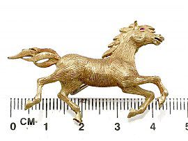 Vintage Gold Horse Brooch measurement