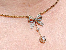 Modelling Antique Diamond Bow Necklace