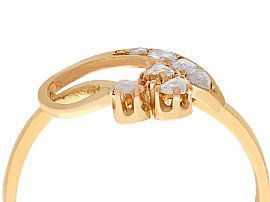 Small Diamond Ring in Gold