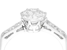 1 Carat Diamond Ring in Platinum