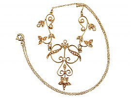 Art Nouveau Seed Pearl Necklace in Gold
