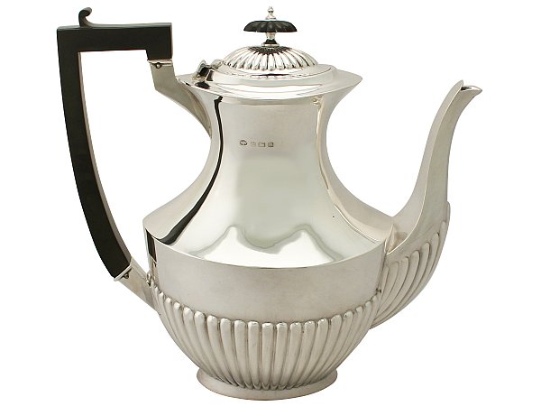 Sterling Silver Coffee Pot - Queen Anne Style - Antique George V (1913)
