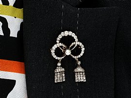 diamond tassel pendant wearing
