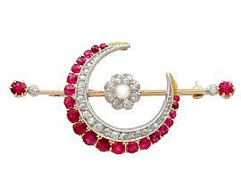 2.85 ct Ruby, 0.65 ct Diamond and Pearl, 9 ct Yellow Gold Crescent Brooch - Antique Victorian