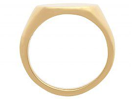 Contemporary 9ct Gold Signet Ring