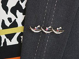 Bar Brooch with Gemstones Wearing Image