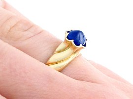 sapphire and yellow gold ring wearing 