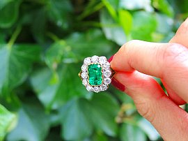 Antique Colombian Emerald Ring Outside