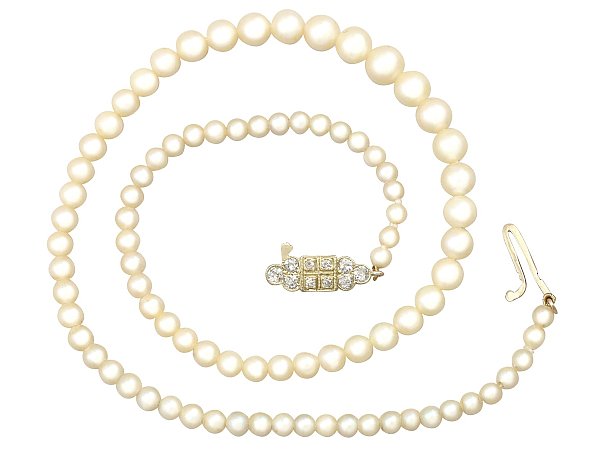 Single Strand Pearl Necklace with Diamond Clasp