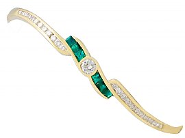 1.50 ct Emerald and 1.36 ct Diamond, 18 ct Yellow Gold Bangle - Contemporary Circa 2010