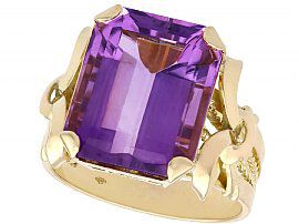 11.34ct Amethyst and 18ct Yellow Gold Cocktail Ring - Vintage Circa 1940