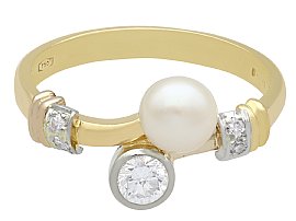 Pearl and Diamond Ring Yellow Gold