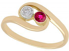 0.15 ct Ruby and 0.09 ct Diamond, 14 ct Yellow Gold Twist Ring - Vintage Circa 1940