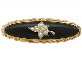 Black Onyx and Seed Pearl, 21 ct Yellow Gold Mourning Brooch - Antique Victorian