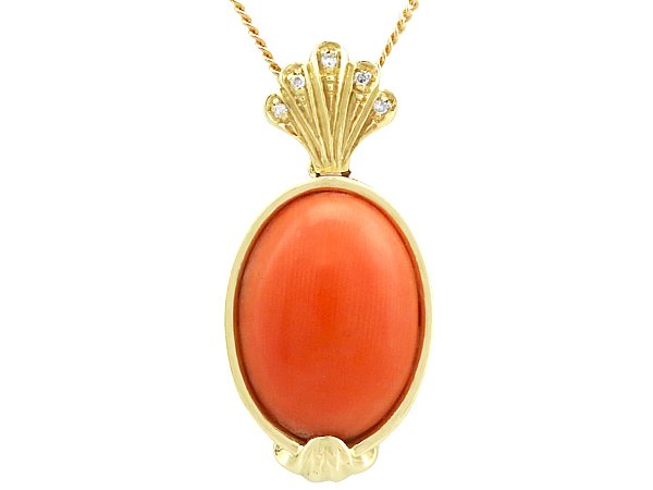 vintage coral pendant
