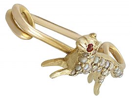  Seed Pearl and Ruby, 15 ct Yellow Gold 'Fox' Brooch - Antique Circa 1890