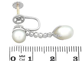 pearl drop earrings size