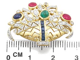 1960s gemstone brooch size