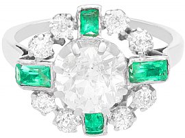diamond and emerald ring close up 