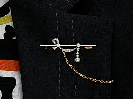 Diamond and Pearl Bar Brooch Wearing