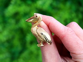 Vintage Gold Pelican Brooch Outside