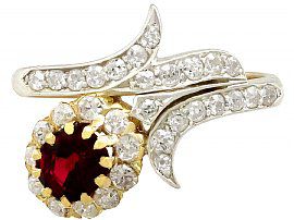 18ct Antique Ruby Ring