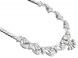 vintage diamond necklace in white goldVintage Diamond Necklace in White Gold