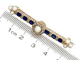 Pearl and Sapphire Bar Brooch in Gold Ruler