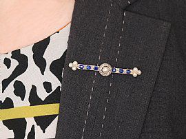 Pearl and Sapphire Bar Brooch in Gold Wearing