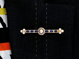 Pearl Cluster Brooch Wearing