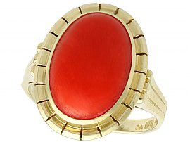 4.84ct Coral and 14ct Yellow Gold Dress Ring - Vintage Circa 1940