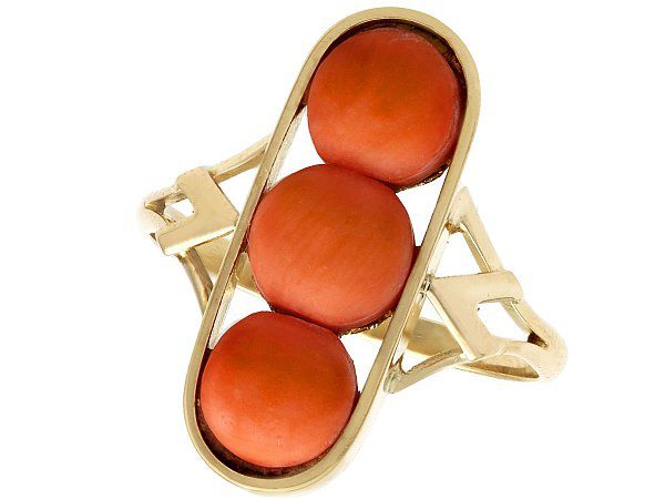 Coral Ring in Yellow Gold