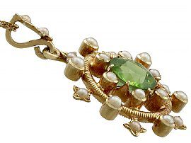 Peridot Pendant with Pearls