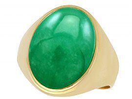 Vintage Jade Ring in Yellow Gold 