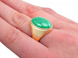 Vintage Jade Ring in Yellow Gold Hand Wearing