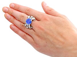 Blue sapphire cocktail ring wearing